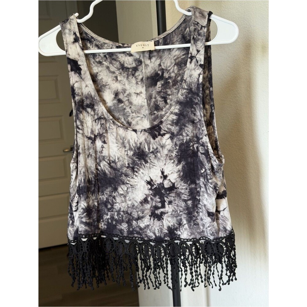 Everly Black & White Tie-Dye Fringe Crop Tank L